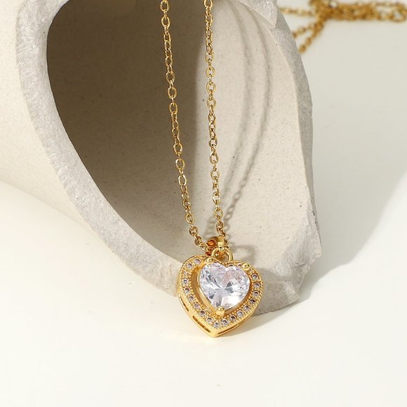 McKenzie Halo Heart Necklace - Picture 5 of 7